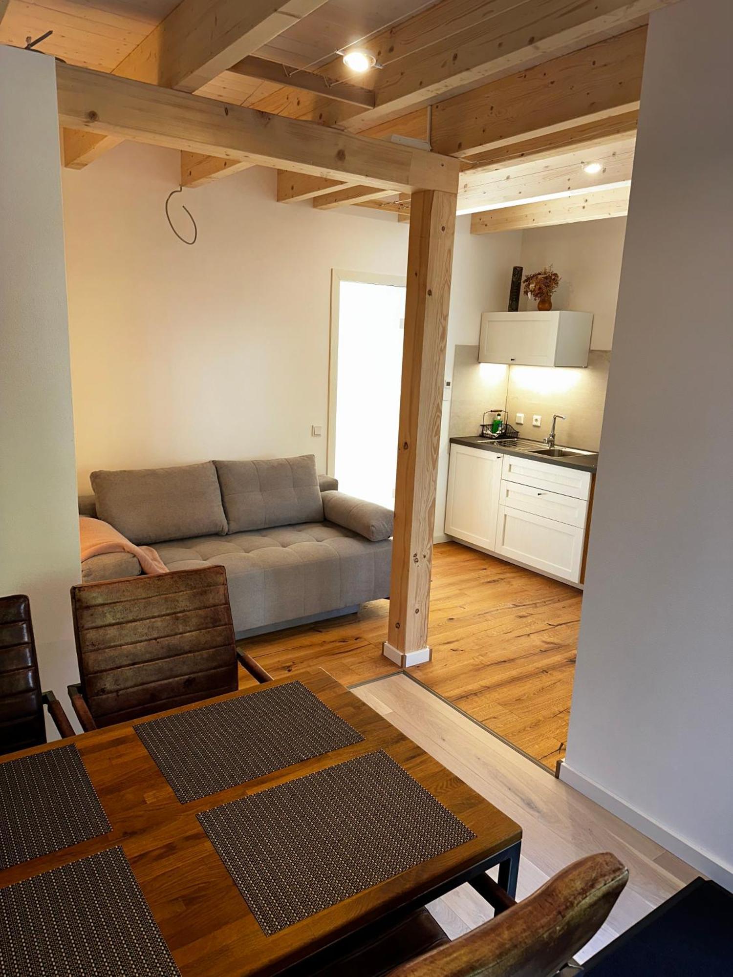 Ferienwohnung Stenja - Made Of Wood Дрезден Екстериор снимка